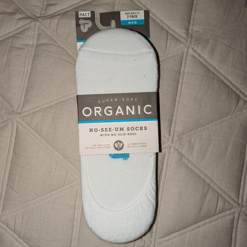 Pact No-See-Um Socks White